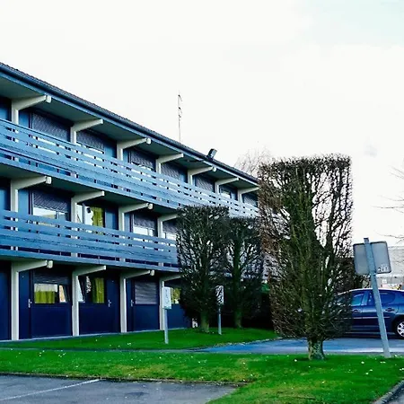 Otel Kyriad Lille - Roncq
