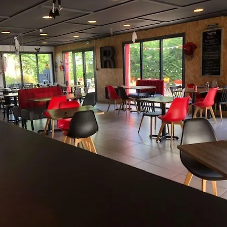Kyriad Lille - Hotell Roncq