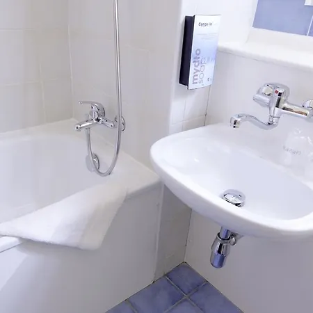 Kyriad Lille - Roncq