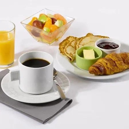 Kyriad Lille - Hotel