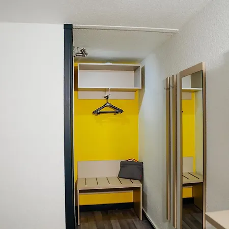 Kyriad Lille - Hotell